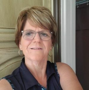 Meet your Posher, Corinne